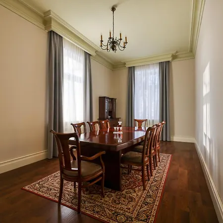 Hotel Palac Wieniawskich - Apartamenty, Hotelowe *